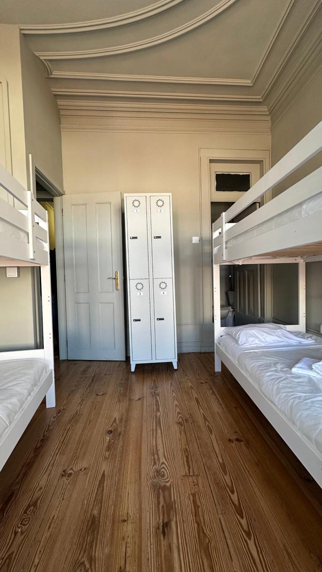 A Beira Hostel Aveiro Exterior photo